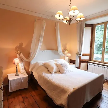 Maison De Caractere, Ideale Familles, Pres Du Ski, Randos, Et Loisirs Au Coeur Du Cantal - Fr-1-742-174 Дом отдыха Paulhac (Cantal)